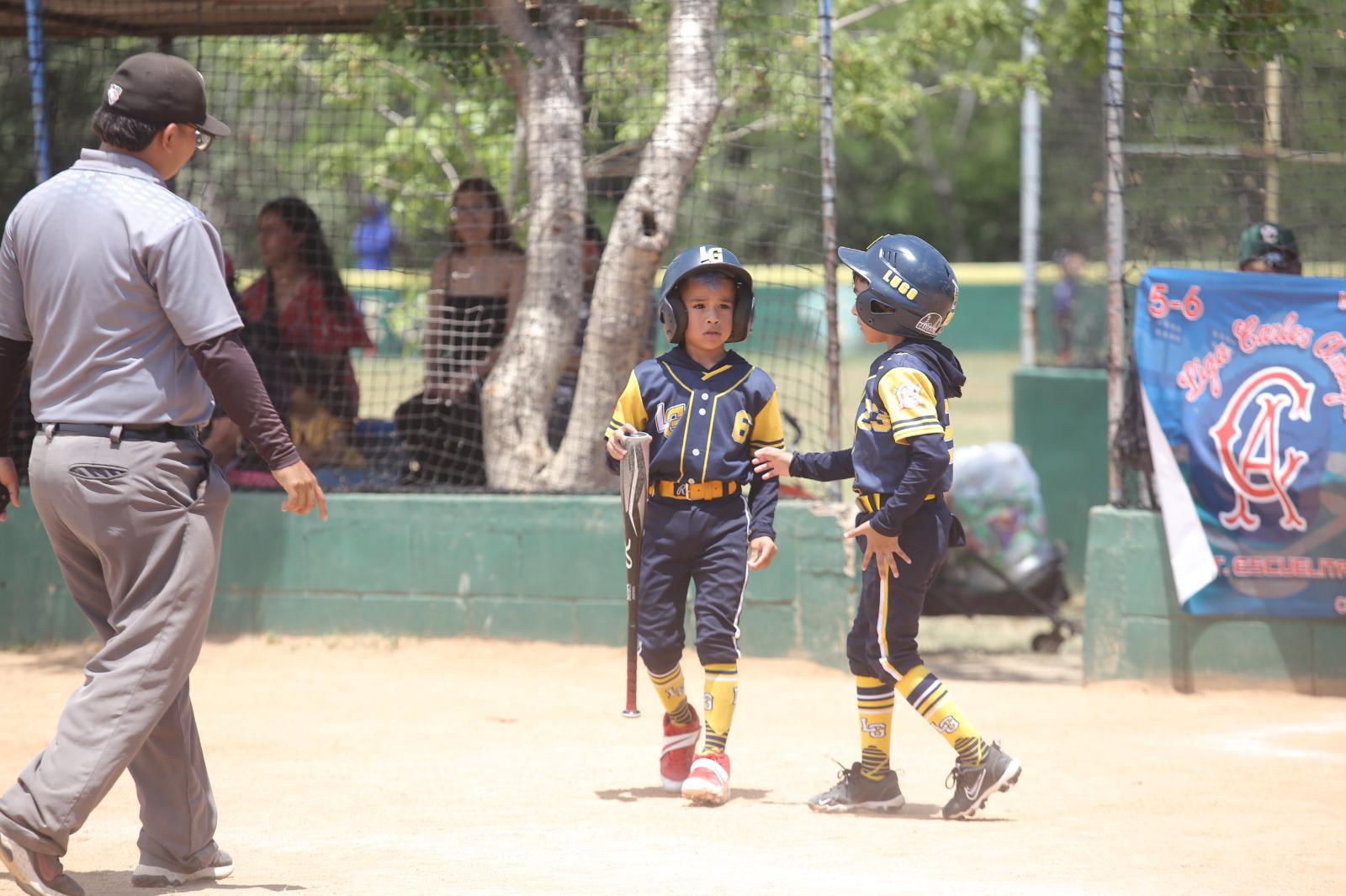 $!Equipos rojos sacan la casta por Mazatlán en una dura jornada del Nacional de Beisbol de Regiones y Ligas 2025