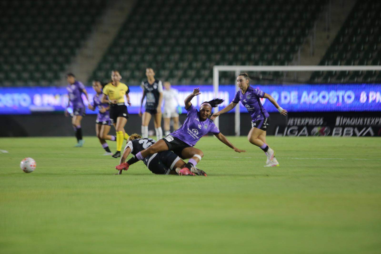 $!¡Que goleada! Cumplen Tuzas el pronóstico y aplastan 9-0 a las Cañoneras