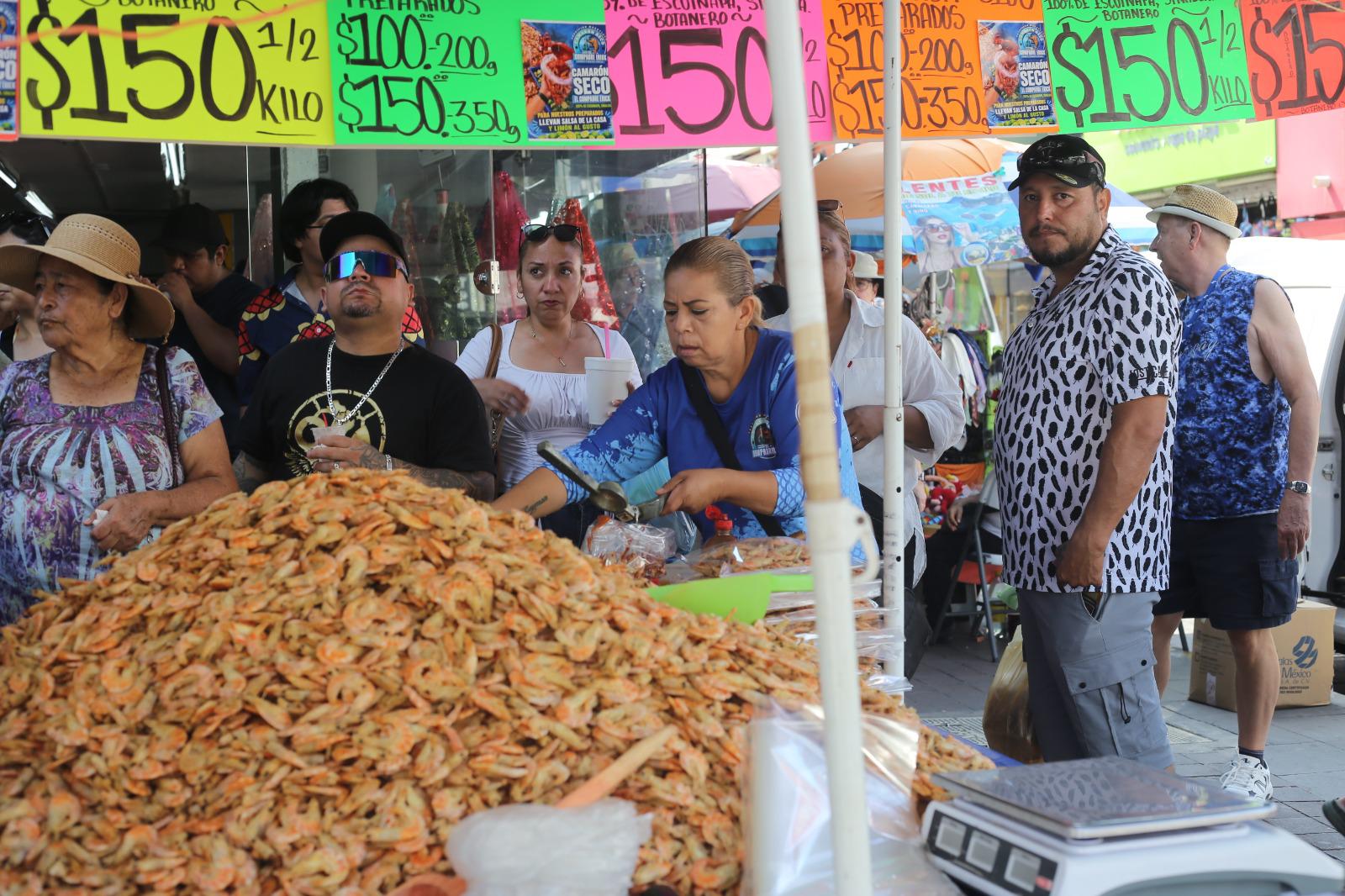 $!Suma Mazatlán otra jornada de doble arribo con más de 7 mil pasajeros