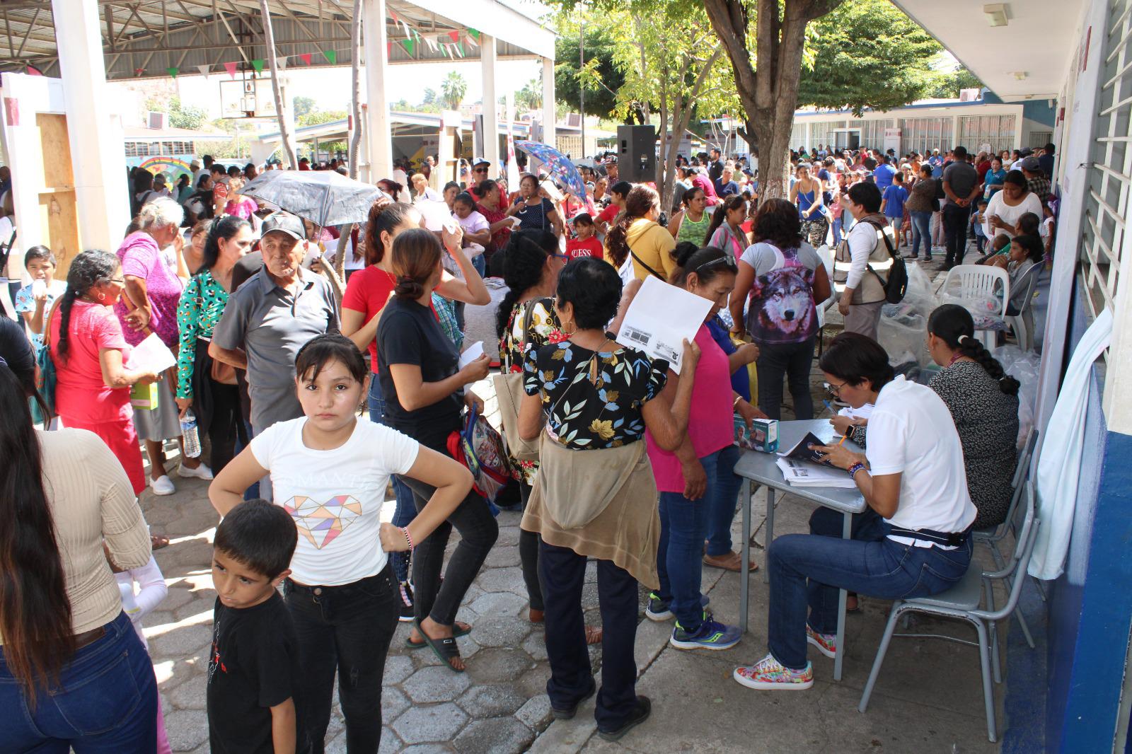$!DIF Sinaloa realiza la Brigada del Bienestar en Rosario