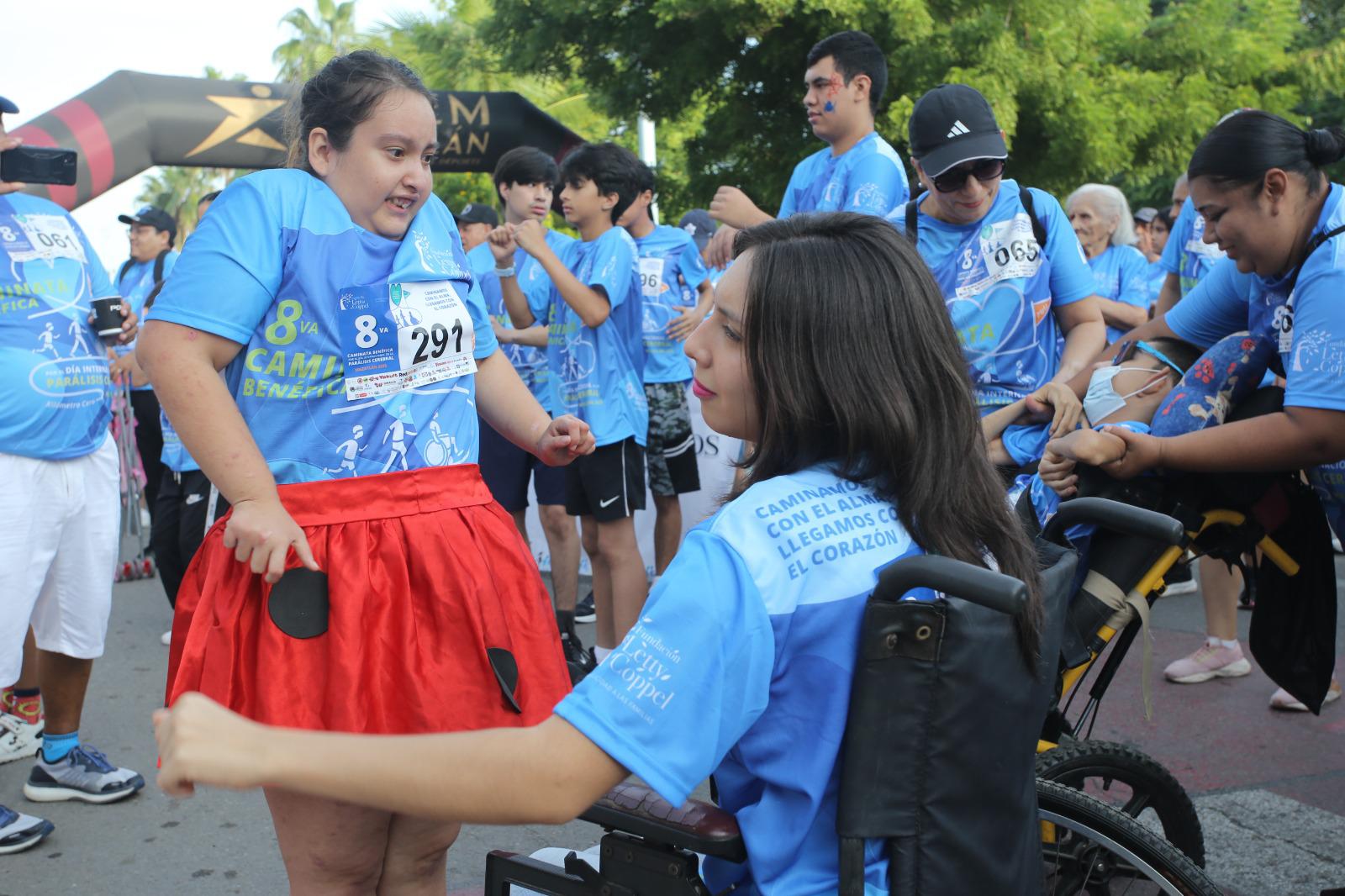 $!Celebran colorida Caminata por el Día Internacional de la Parálisis Cerebral en Mazatlán