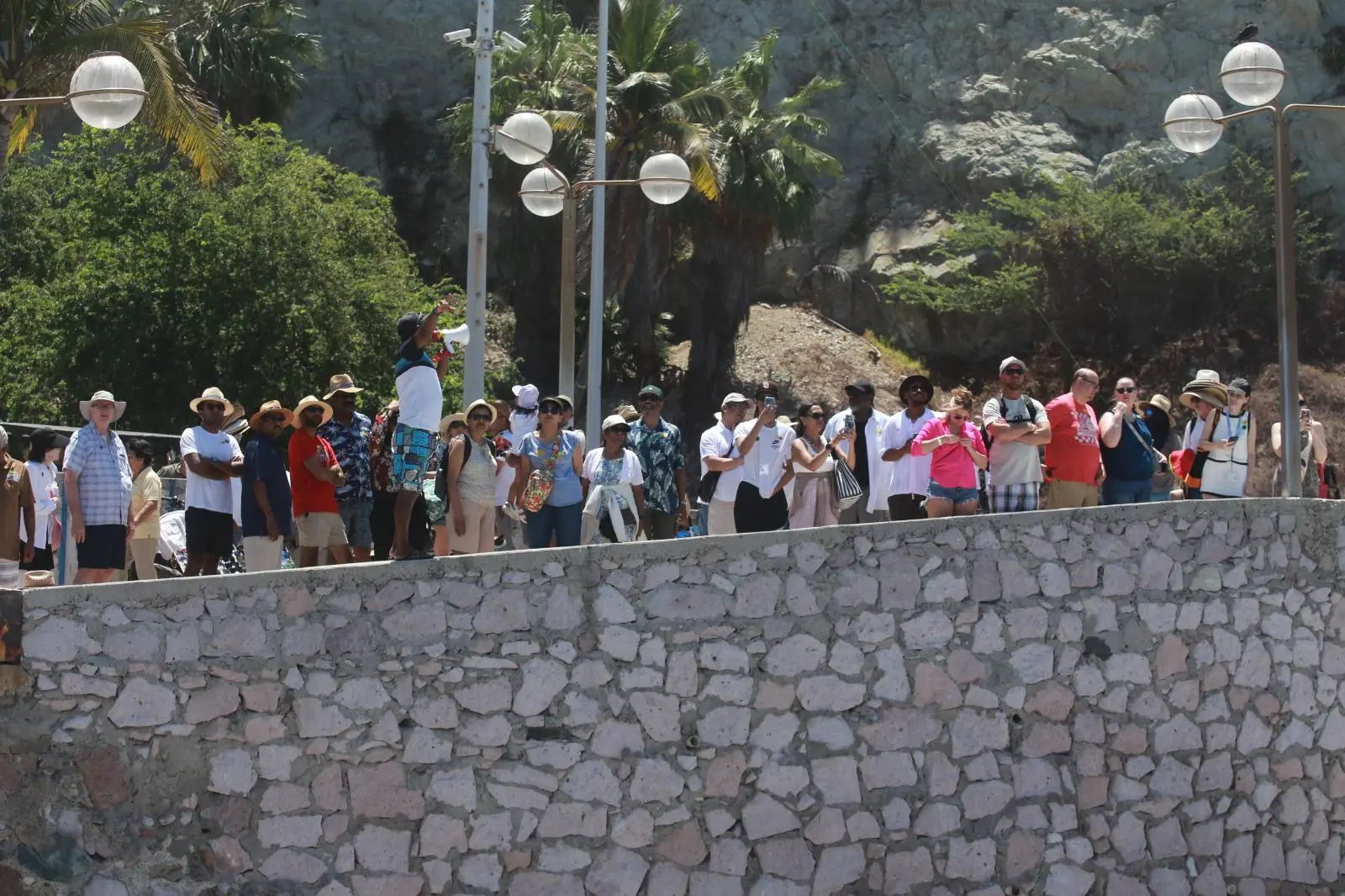 $!Con casi 4 mil pasajeros, Mazatlán recibe al Navigator of the Seas