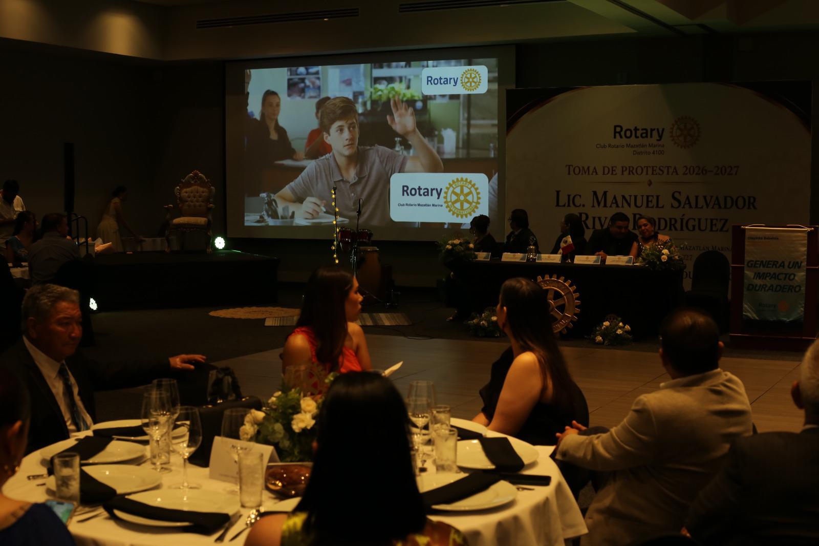 $!Manuel Salvador Rivas asume la presidencia del Club Rotario Mazatlán Marina para el periodo 2026-2027