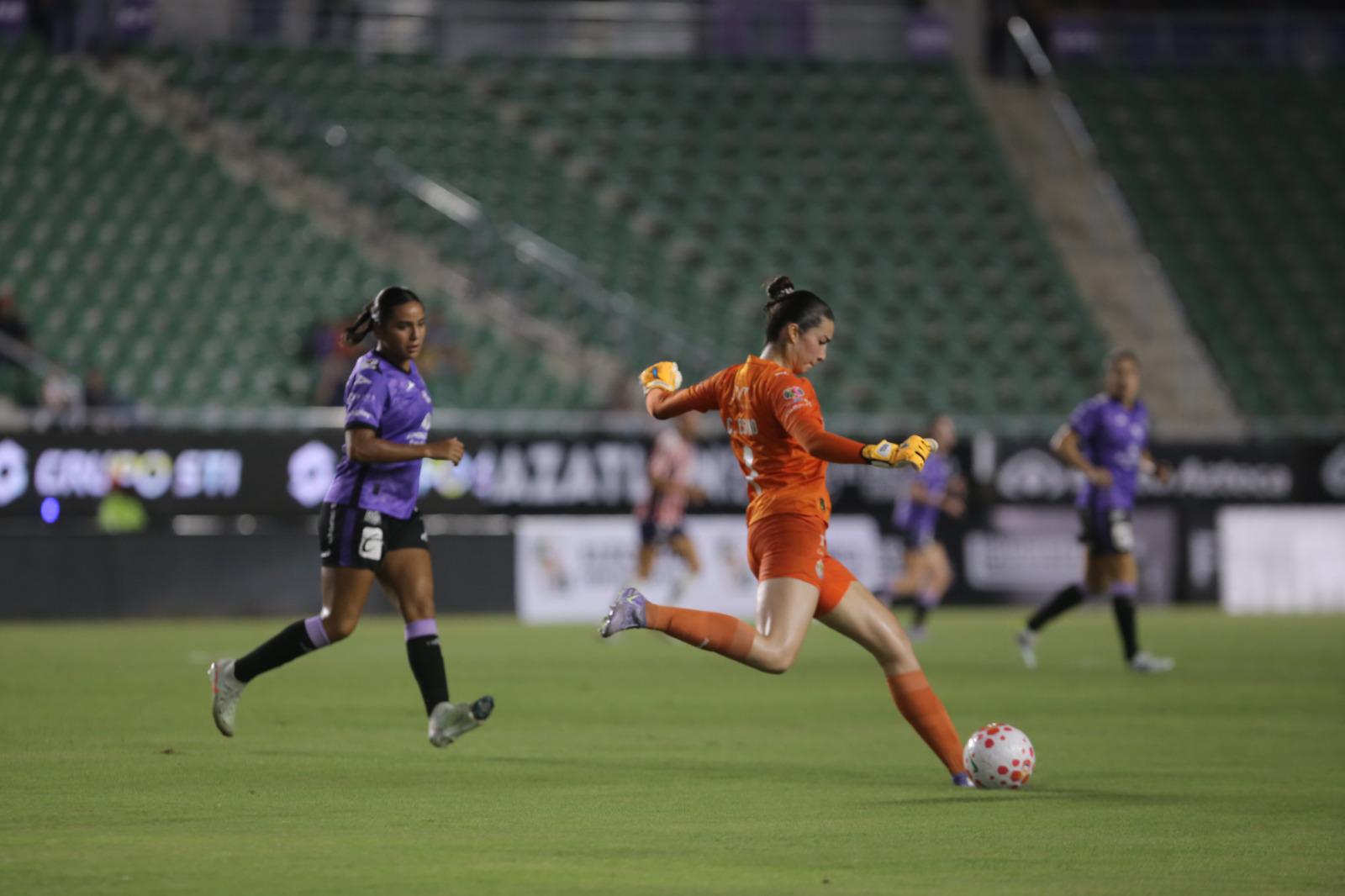 $!Se impone el Guadalajara por la mínima en El Encanto