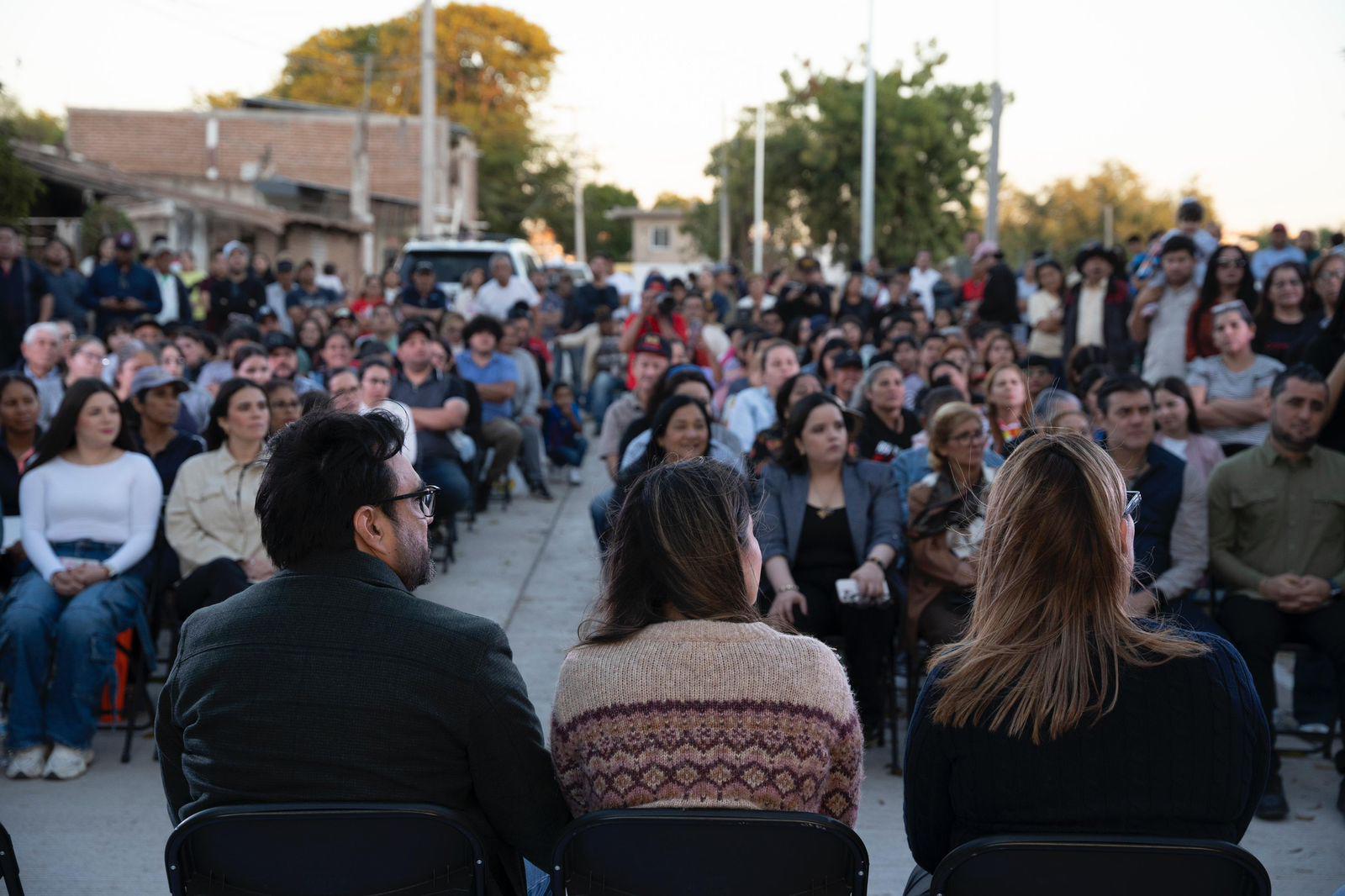$!Entregan calle pavimentada en la colonia Las Cucas, en Culiacán