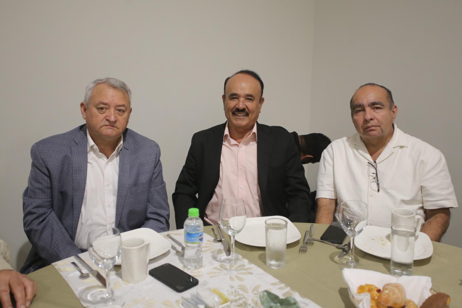 $!Iván Ibarra, Juan de Dios Mendoza y Guillermo Tolosa Loaiza.