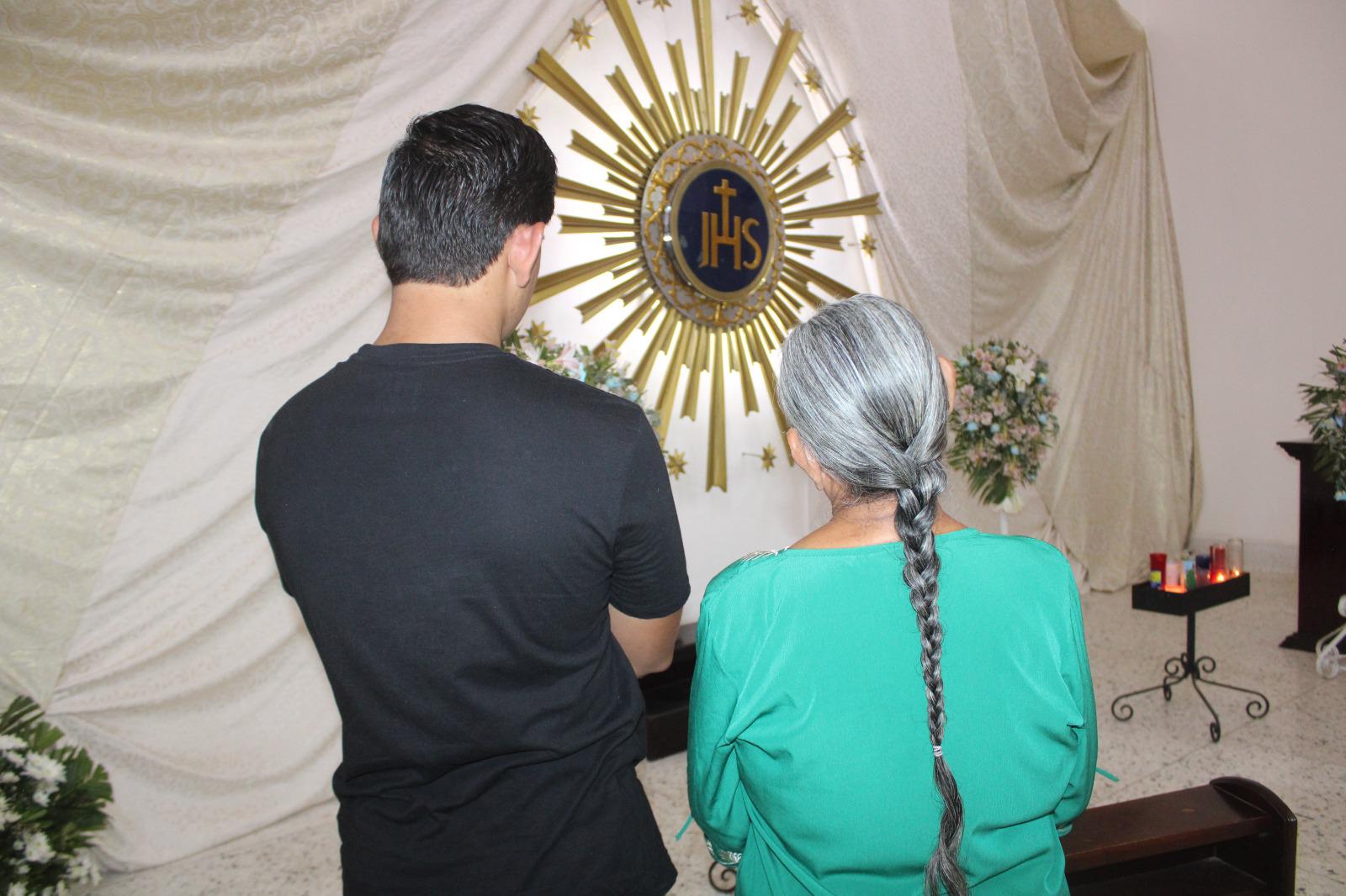 $!Ofrecen misa por el regreso de jóvenes desaparecidos, en Rosario