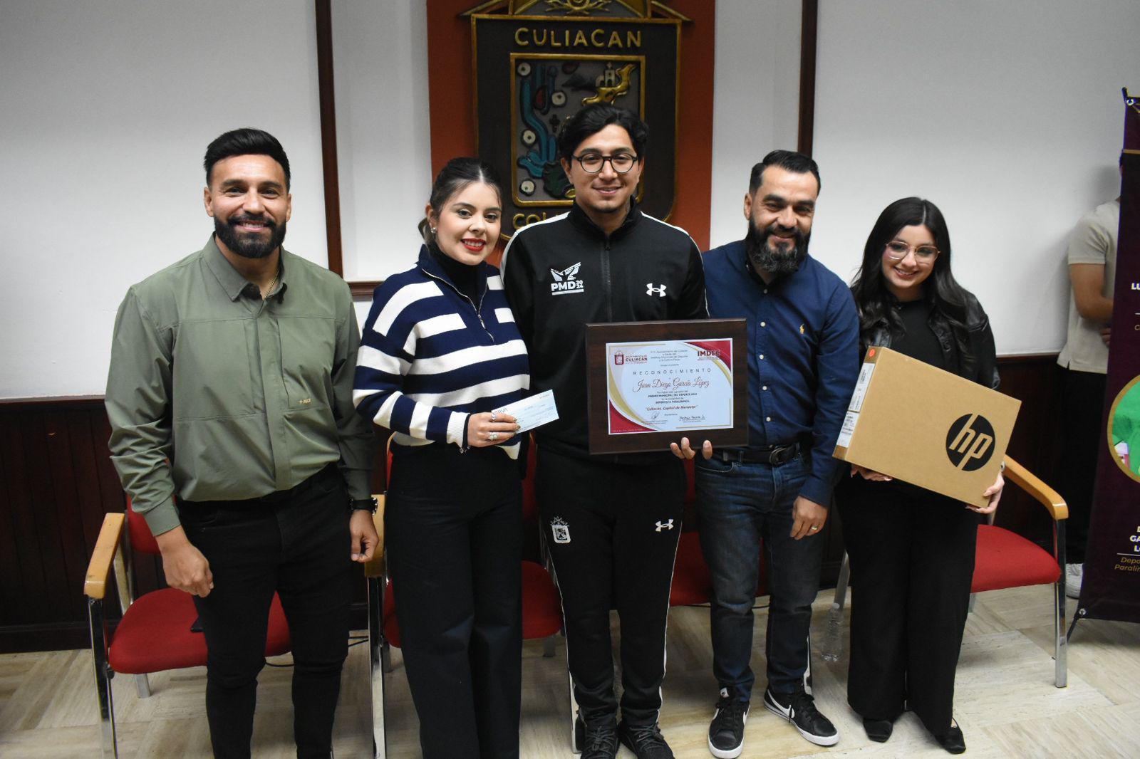 $!Reconocen a deportistas y entrenadores de Culiacán con el Premio Municipal del Deporte 2024