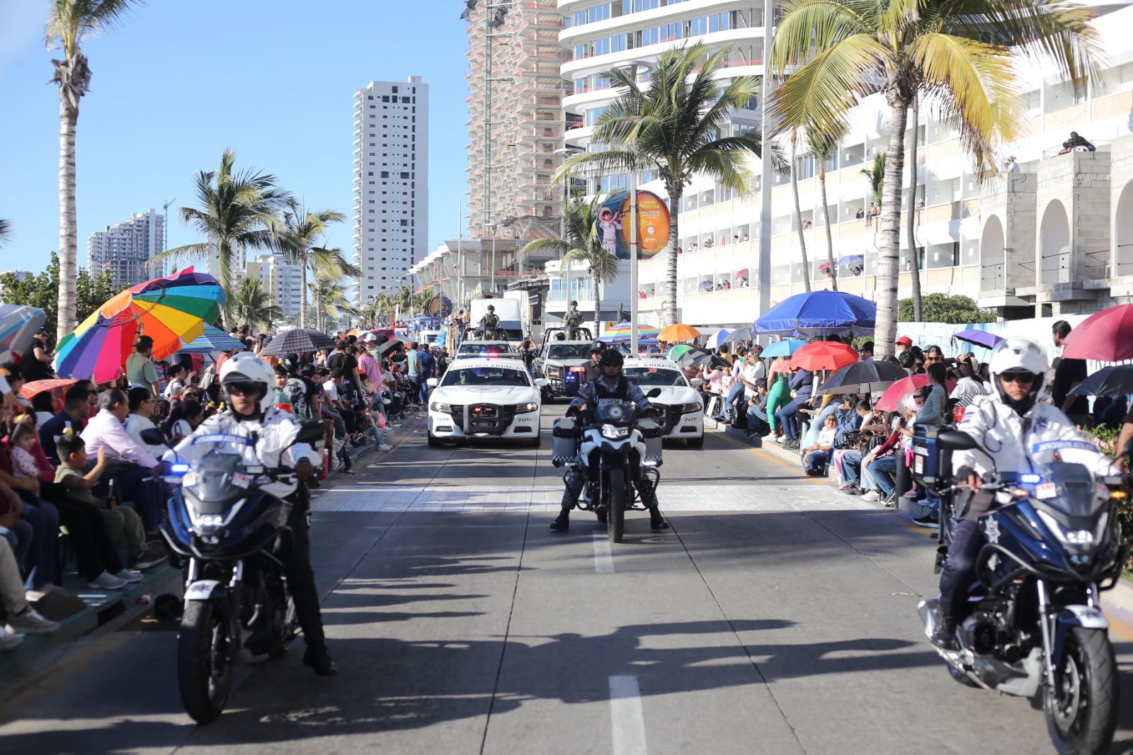 $!Asisten más de 480 mil personas al segundo y último desfile del Carnaval Internacional de Mazatlán 2026