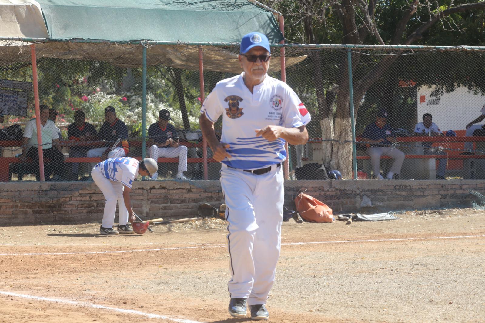 $!Rescate Marítimo propina paliza a Amigos OC, en Liga Supermáster