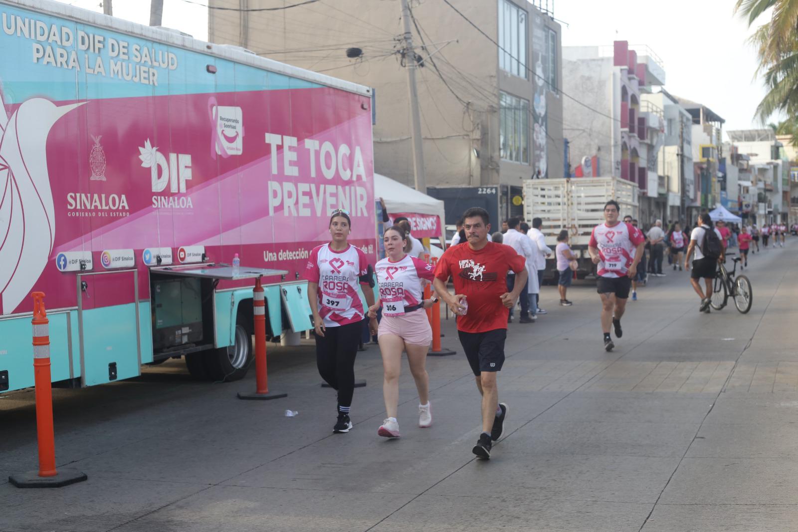 $!Dominio total de hermanos Labrador en ‘Carrera Rosa Delia Barraza’ en Mazatlán