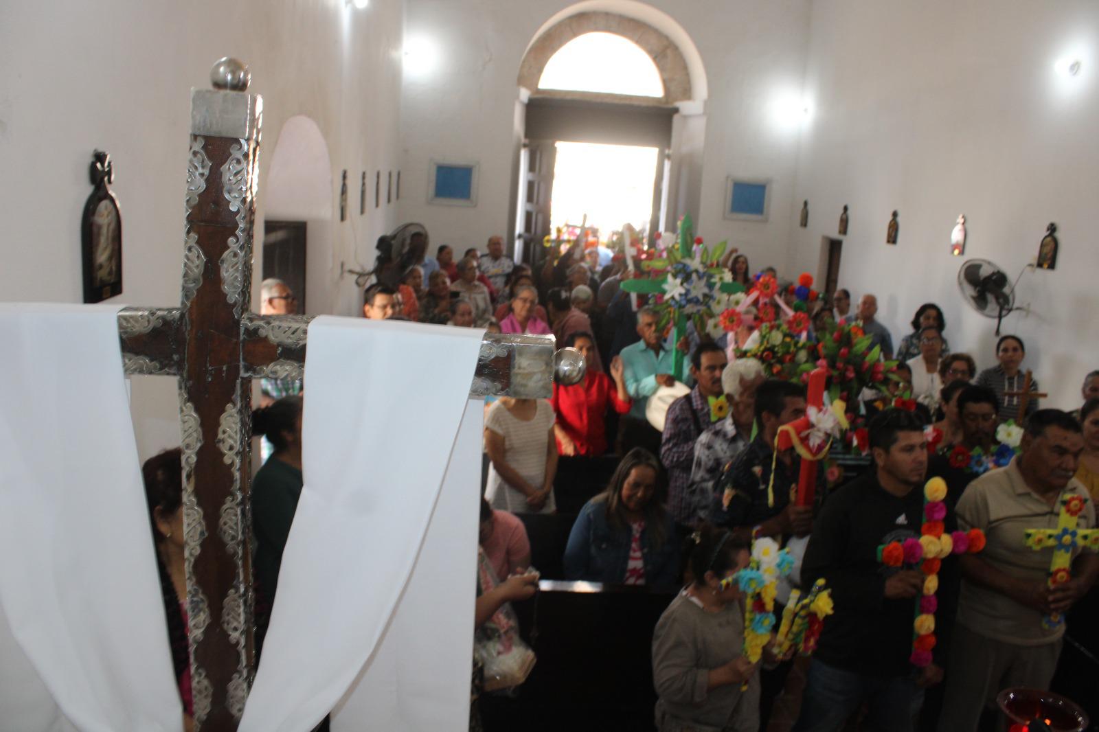 $!Albañiles en Rosario celebran a la Santa Cruz para pedir que no falte el trabajo todo el año