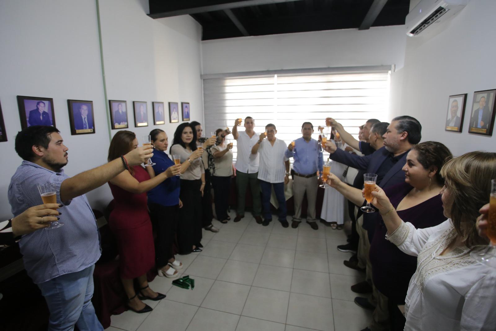 $!Asociación Mexicana de Contadores Públicos Colegio Profesional en Mazatlán tiene nuevas oficinas