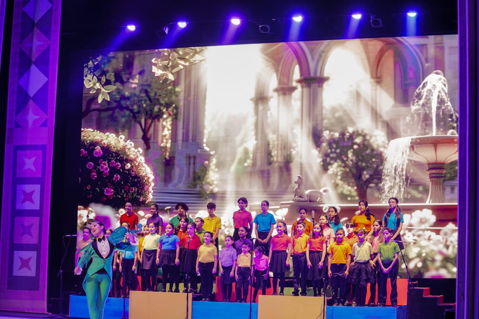 $!Voces infantiles y juveniles que dieron vida a los cuadros inspirados en las canciones más emblemáticas del “Grillito Cantor”.