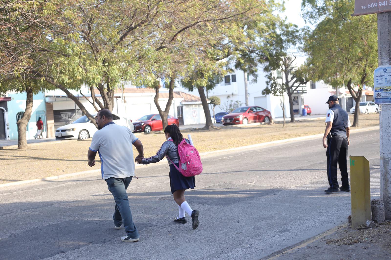 $!Tras hechos de violencia del domingo, escuelas de Mazatlán registran ausentismo