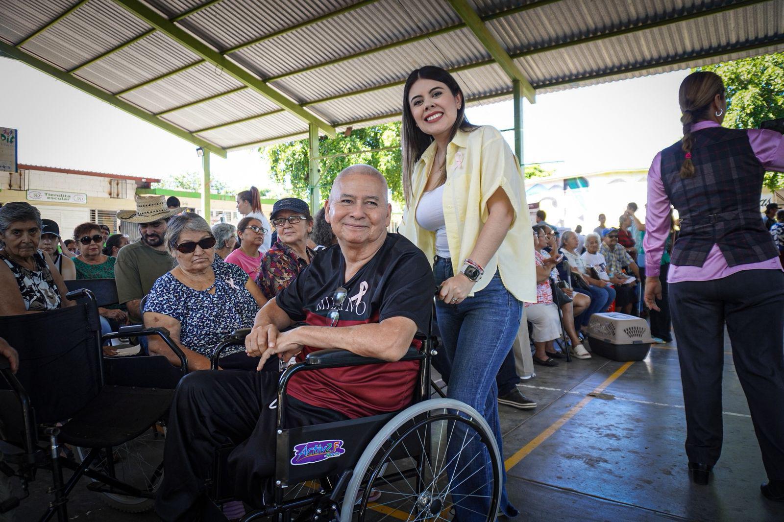 $!Lleva DIF Culiacán jornada de servicios a la colonia Campesina El Barrio