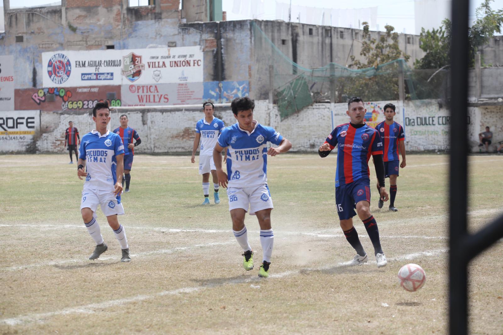 $!Familia Aguilar derrota de manera agónica a Picudos y llega a la semifinal de la Primera Fuerza