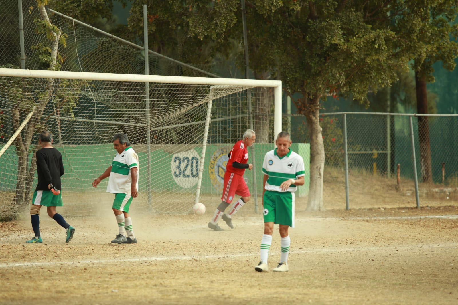 $!Amigos de Villafuerte golea a Brujildos en Torneo Regional Centenario