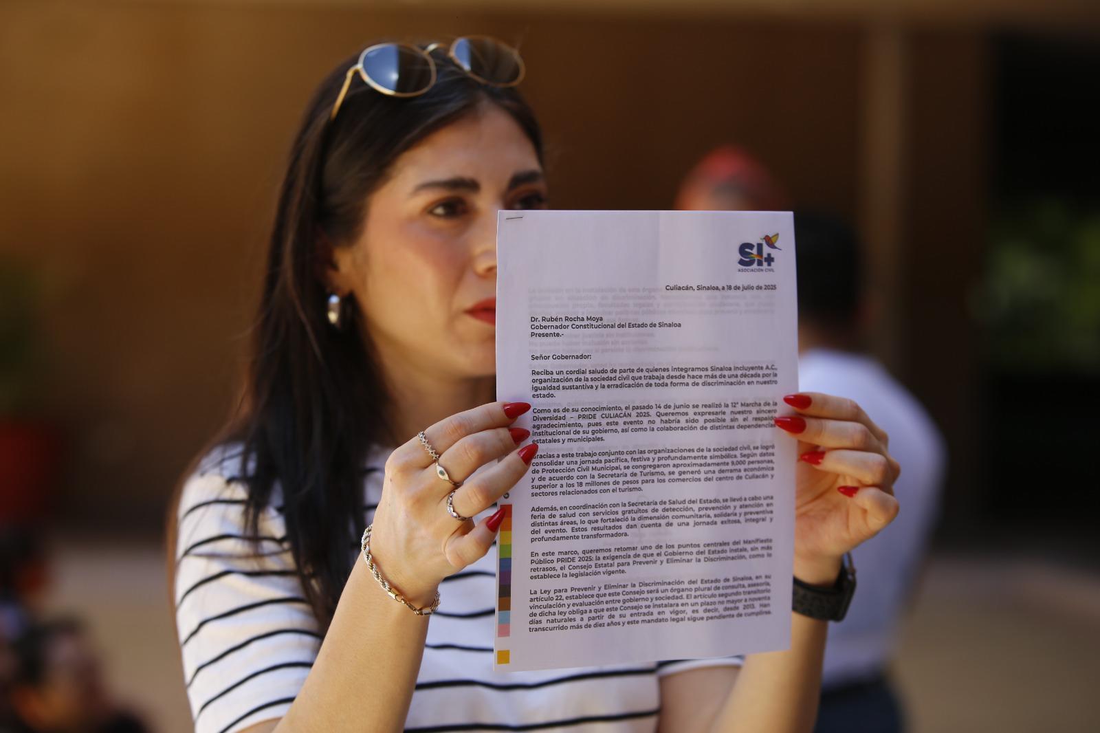 $!Colectivos LGBT exigen atención y justicia para los crímenes de odio en contra de La Charis y La Vale