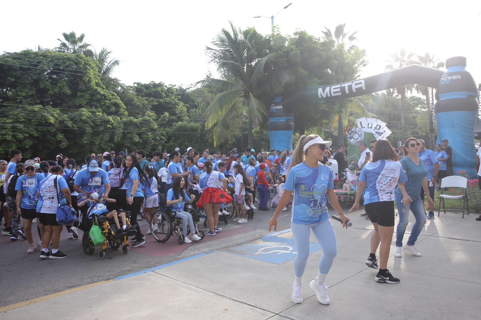 $!Celebran colorida Caminata por el Día Internacional de la Parálisis Cerebral en Mazatlán