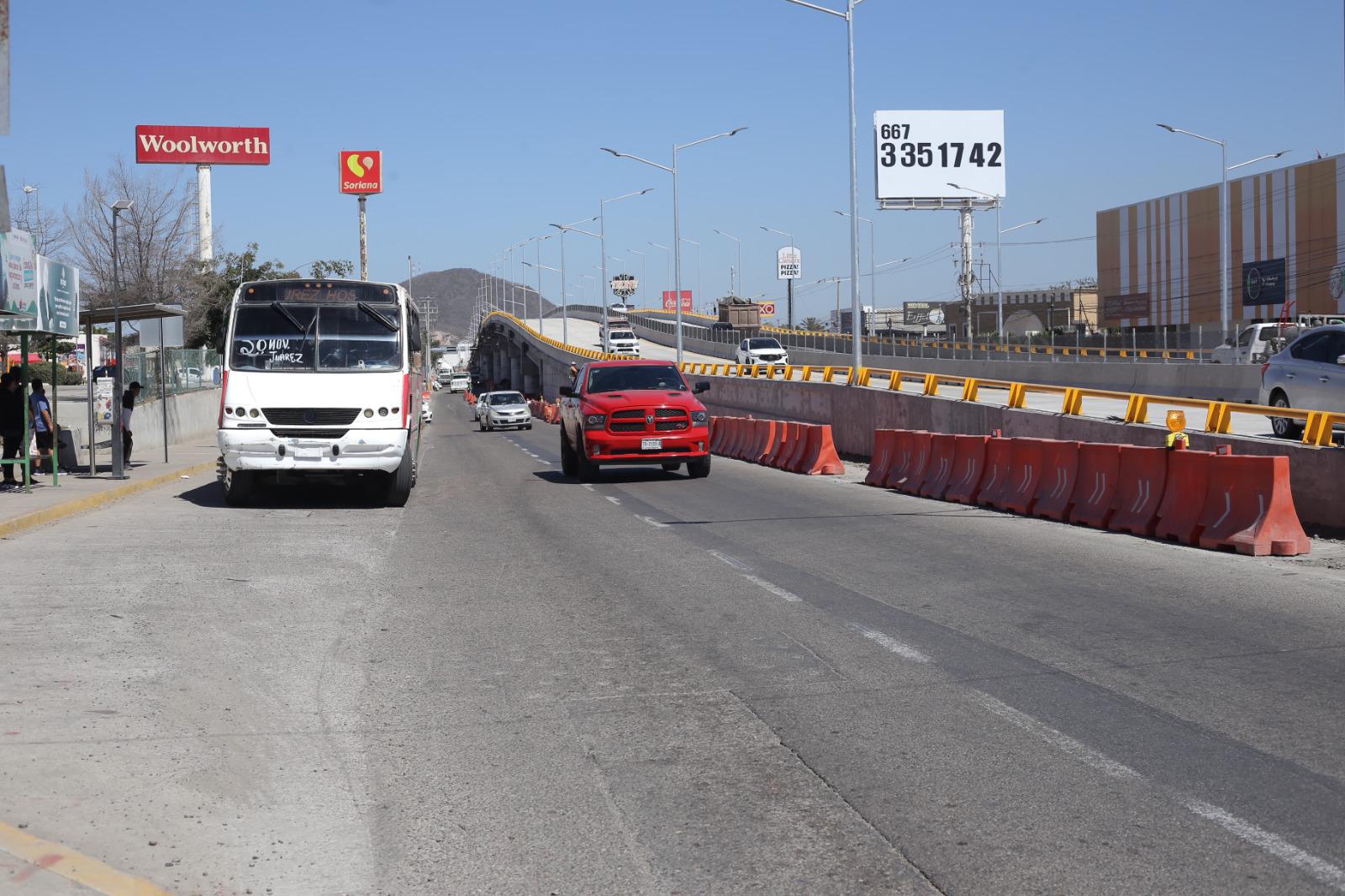 $!Reanudan camiones urbanos sus rutas completas tras apertura del puente vehicular de la Pérez Escobosa