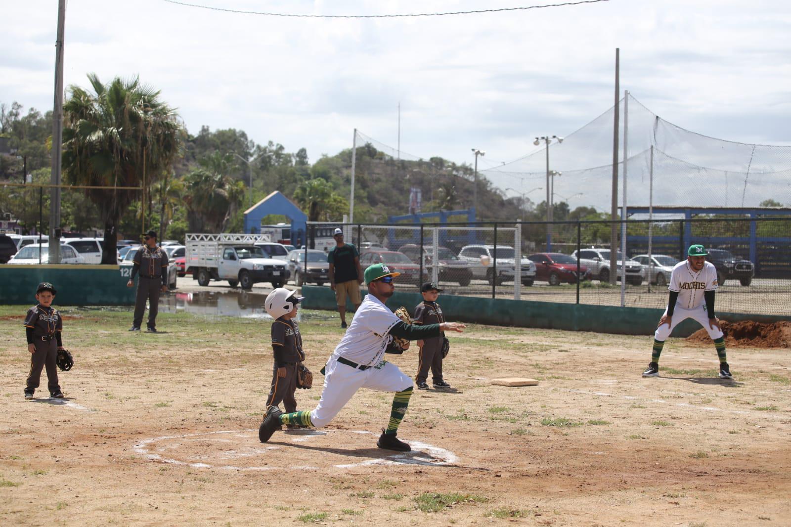 $!Emocionante arranque en Nacional de Beisbol Pañalitos