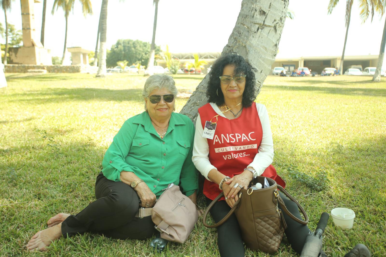 $!Armida Lizárraga y María Candelaria Medina.