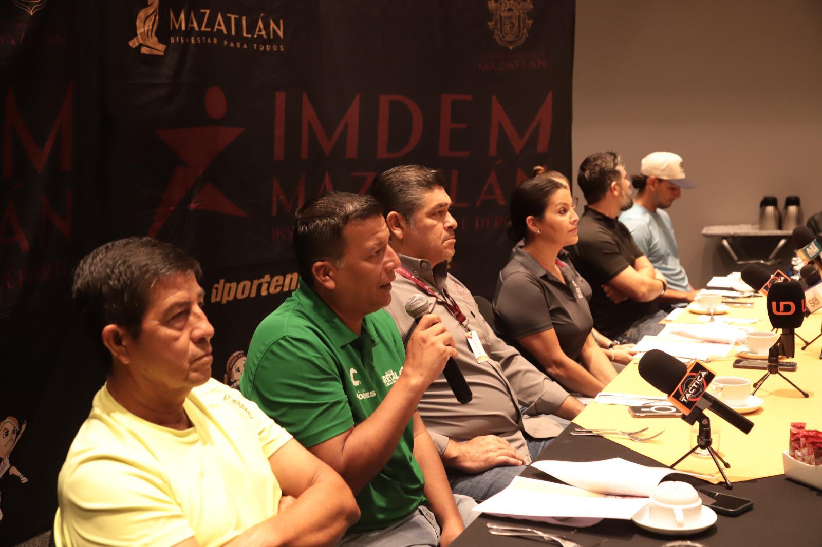 $!Presentan Liga Imdem de Natación y Circuito de Tenis en Mazatlán