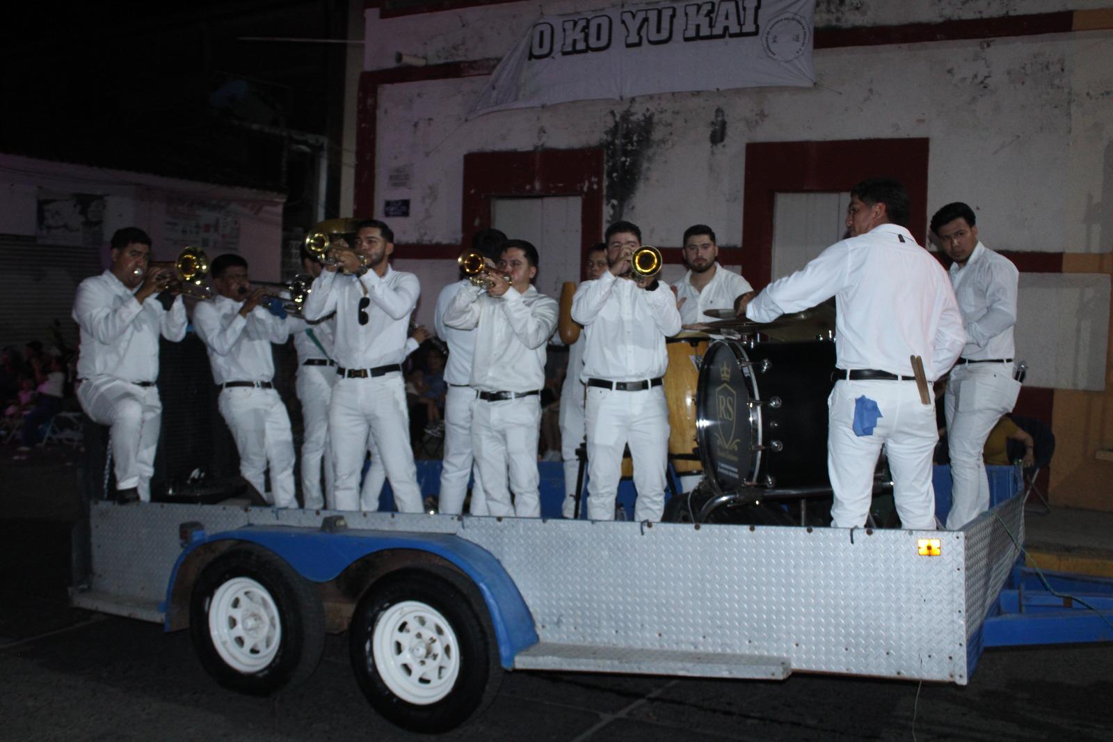 $!Desfile de la Feria de la Primavera llena de alegría las calles de El Rosario
