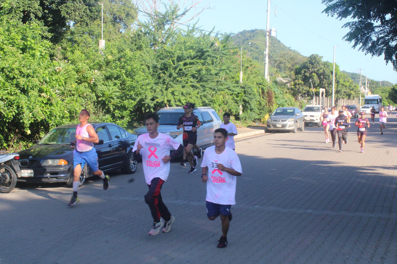 $!Más de 400 rosarenses corren y caminan en la primera Carrera Rosa