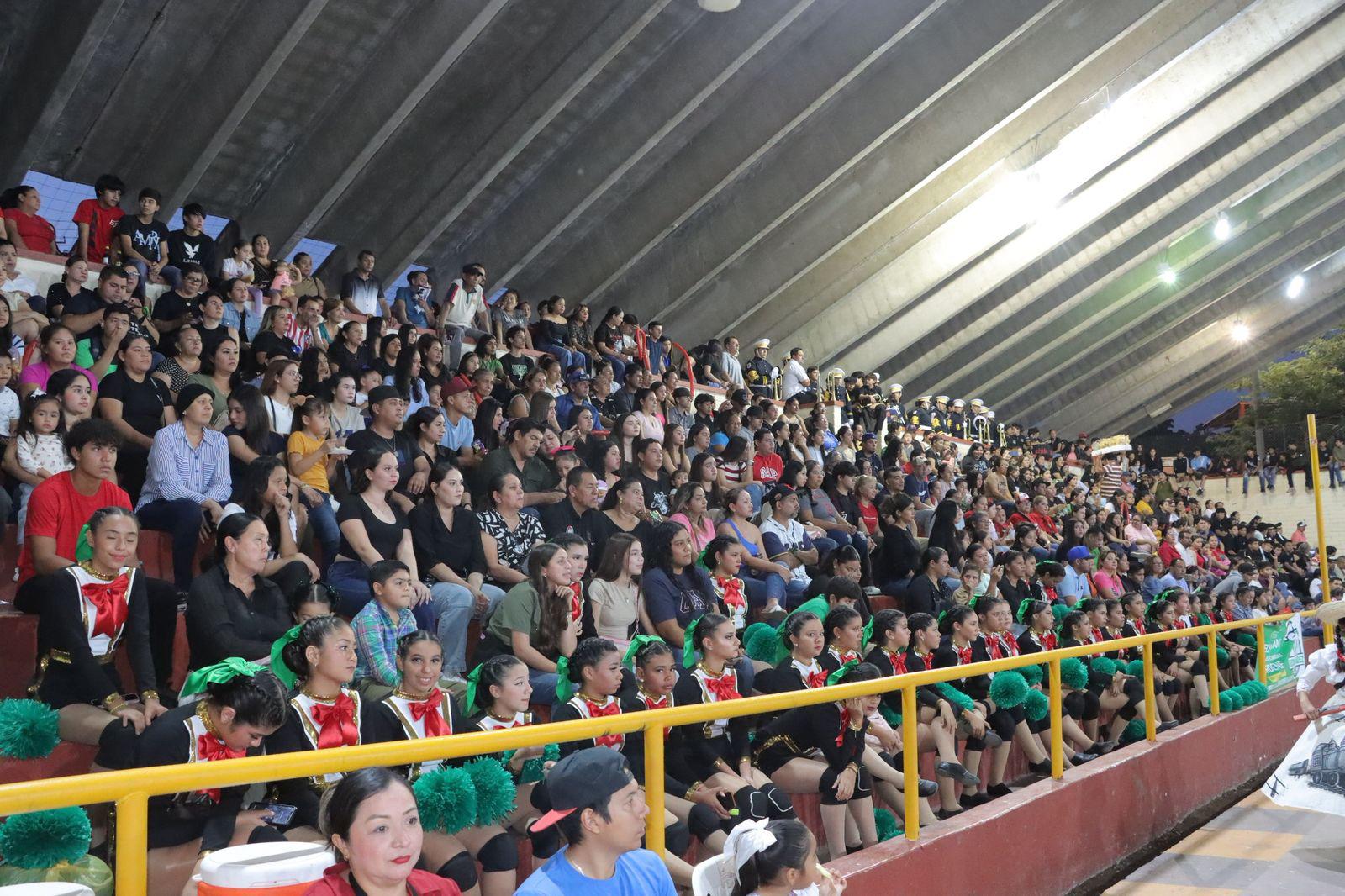$!Conalep y Secundaria Maestro Julio Hernández triunfan en encuentro de porristas en Rosario