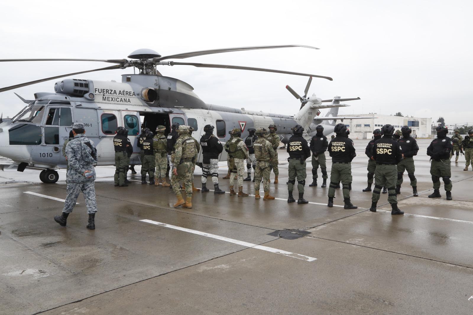 $!Capos enviados a EU seguían delinquiendo en la cárcel: Harfuch; no habrá obstáculos legales: FGR