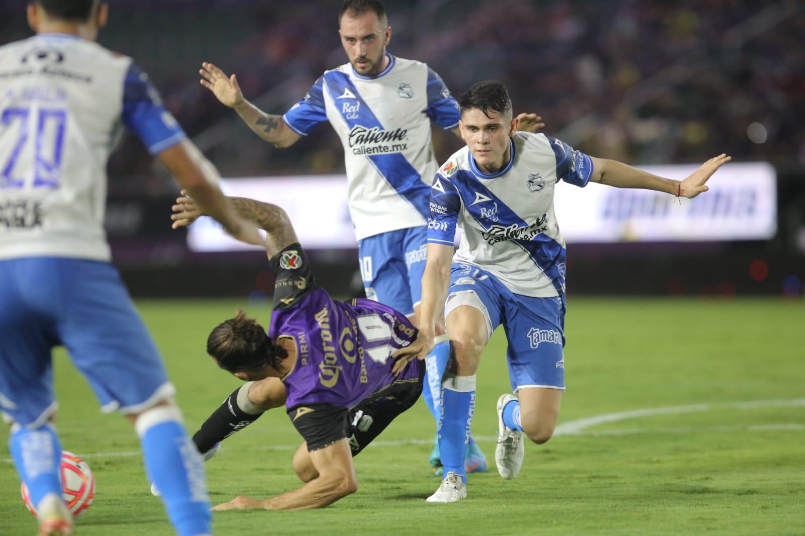 $!Mazatlán FC es aplastado en casa por el Puebla