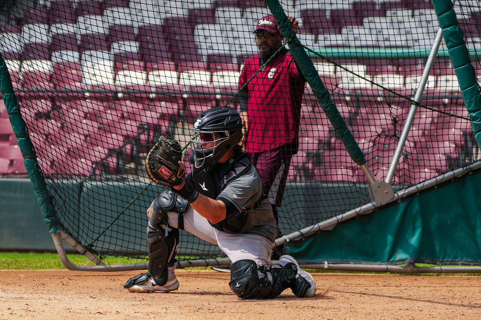 $!Dariel Álvarez y David Gutiérrez reportan a la pretemporada de Tomateros de Culiacán