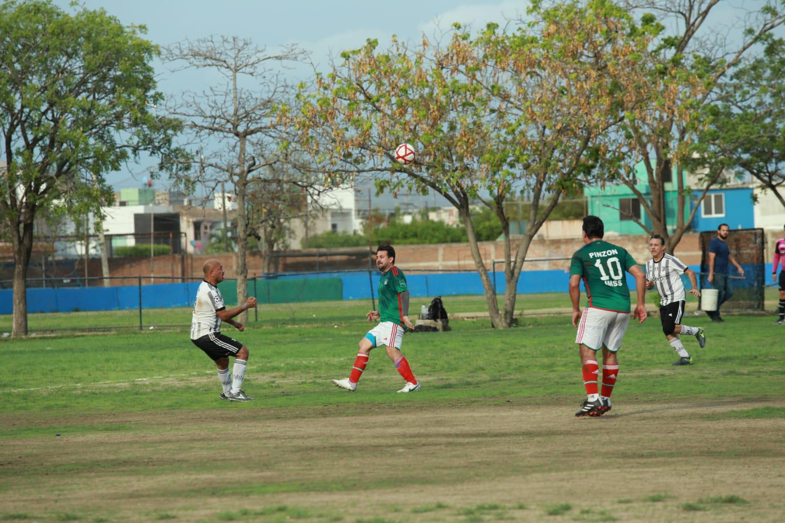 $!Supera Nares-Togo a Hospital General en Futbol Intermédicos