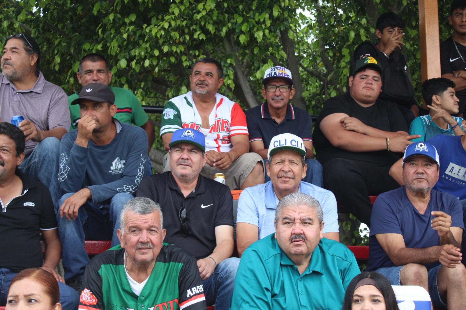 $!Boys de Villa Unión y Quelites igualan en el ‘Chile’ Gómez y definirán la serie en Elota