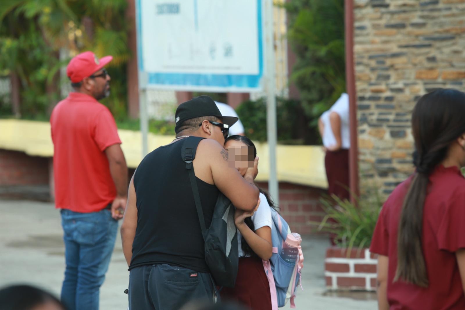 $!Inicia el ciclo escolar 2023-2024 y se agudiza el tráfico en Mazatlán