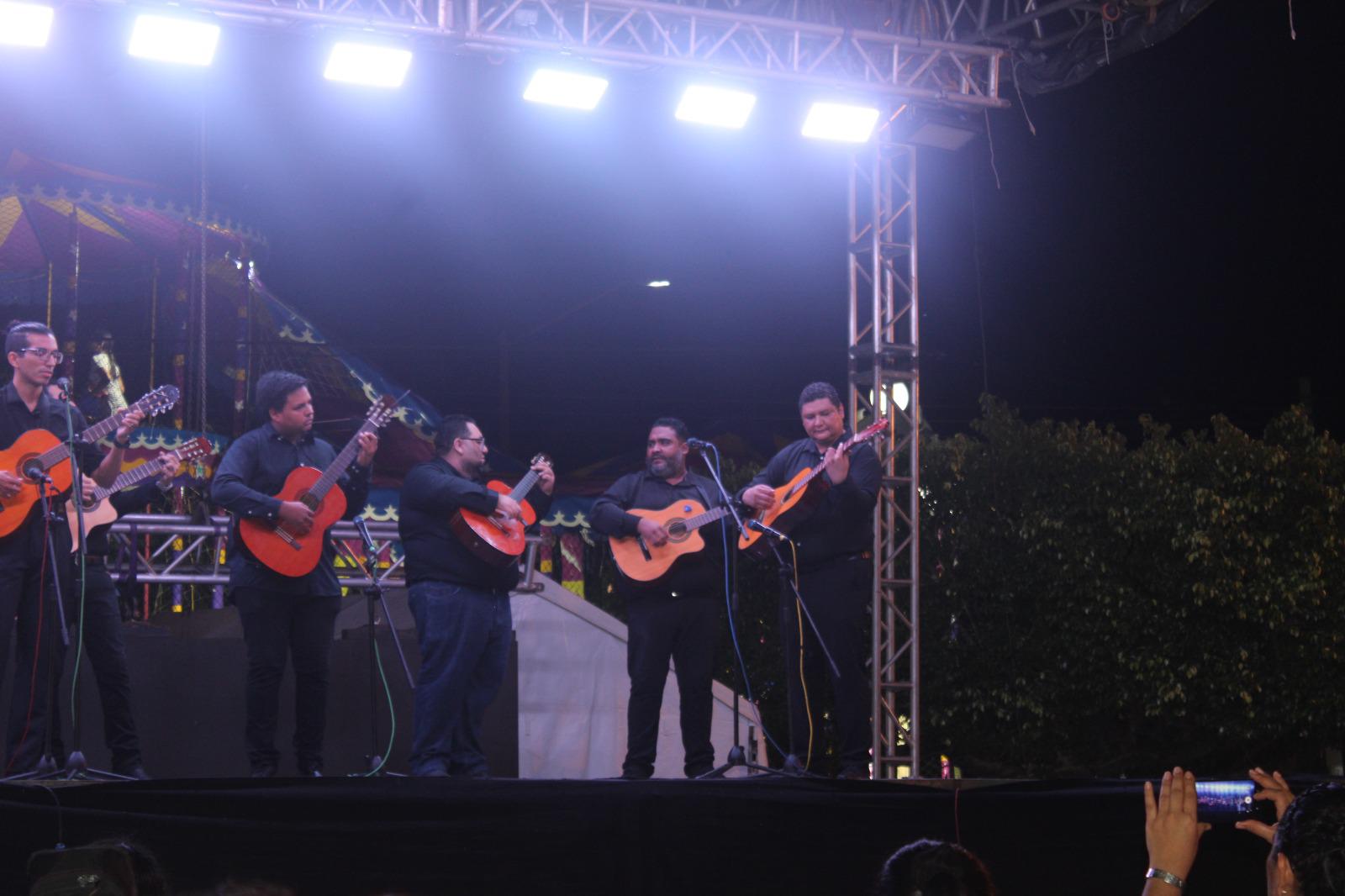 $!Buscan con la rondalla ‘La Grande de Rosario’ rescatar valores y el gusto por la música