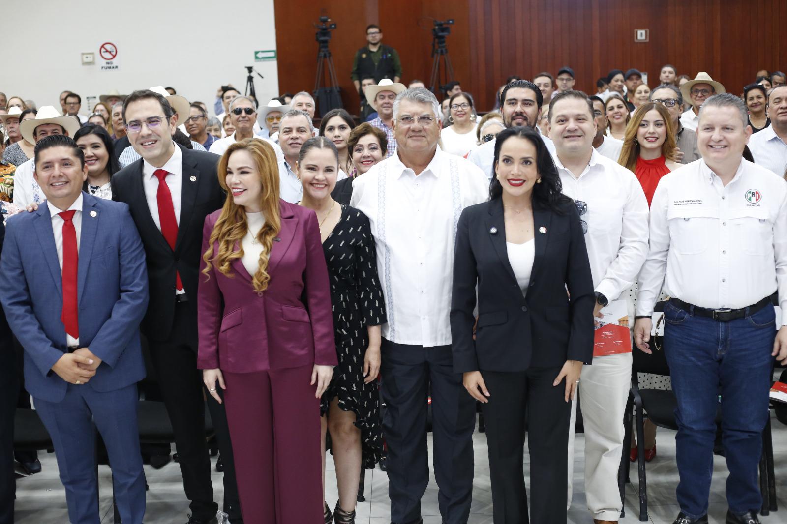 $!Grupo Parlamentario del PRI destaca la creación de ocho nuevas leyes, en su Primer Informe de Labores