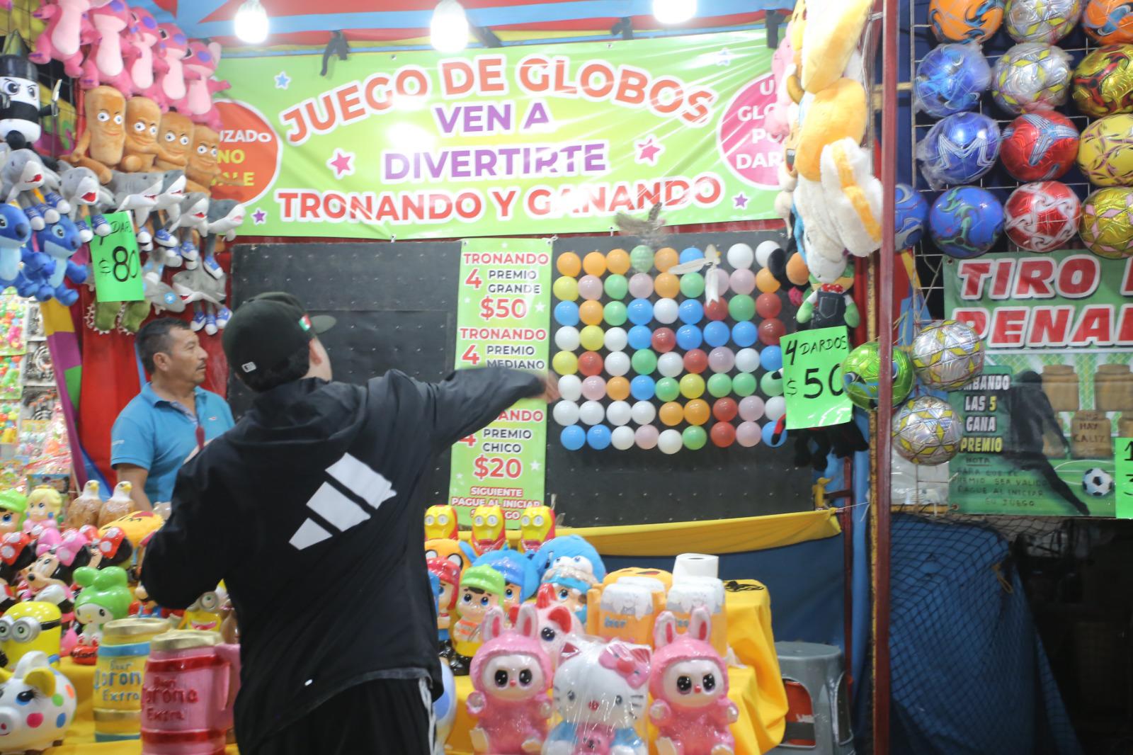 $!Disfrutan mazatlecos de una noche de diversión en el último día de la Expoferia Canaco 2025