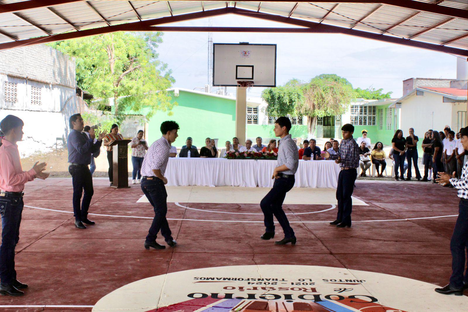 $!Inauguran techumbre en Cobaes 65 de El Pozole, en Rosario