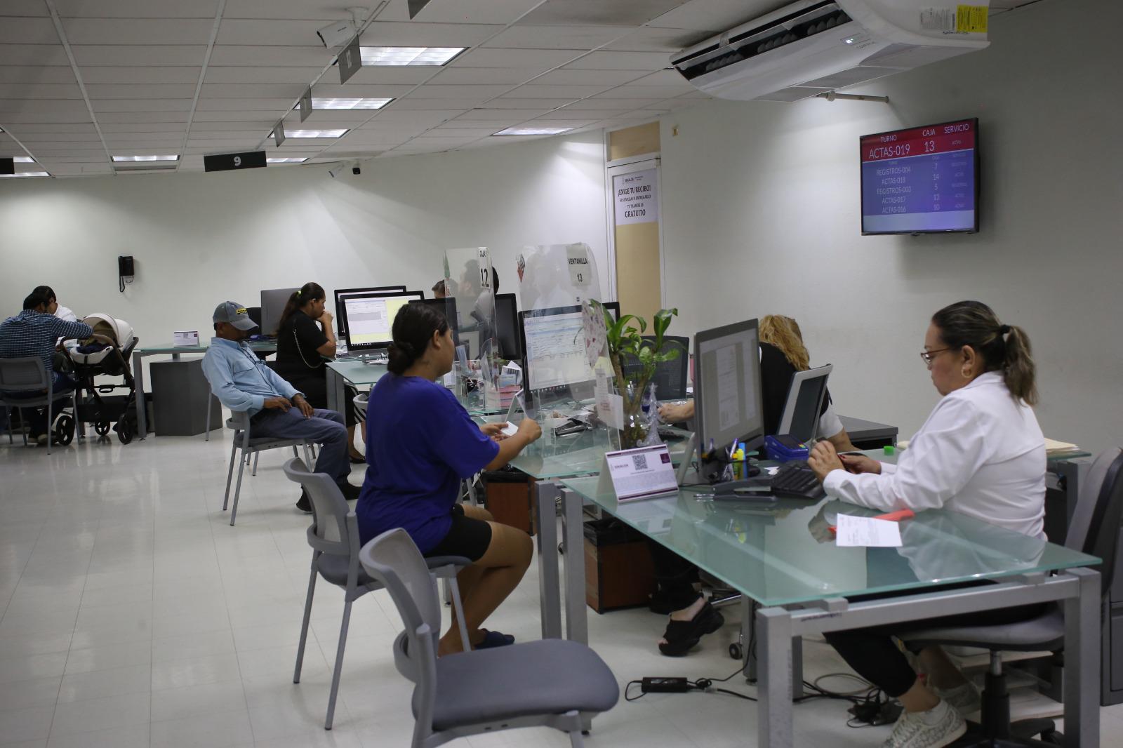 $!Regresan a labores empleados estatales y municipales tras concluir vacaciones de verano