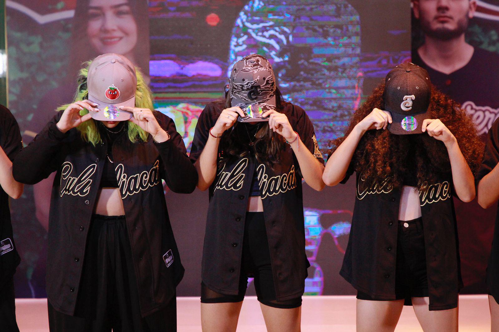 $!Presenta Tomateros de Culiacán sus nuevas gorras para la próxima temporada de beisbol