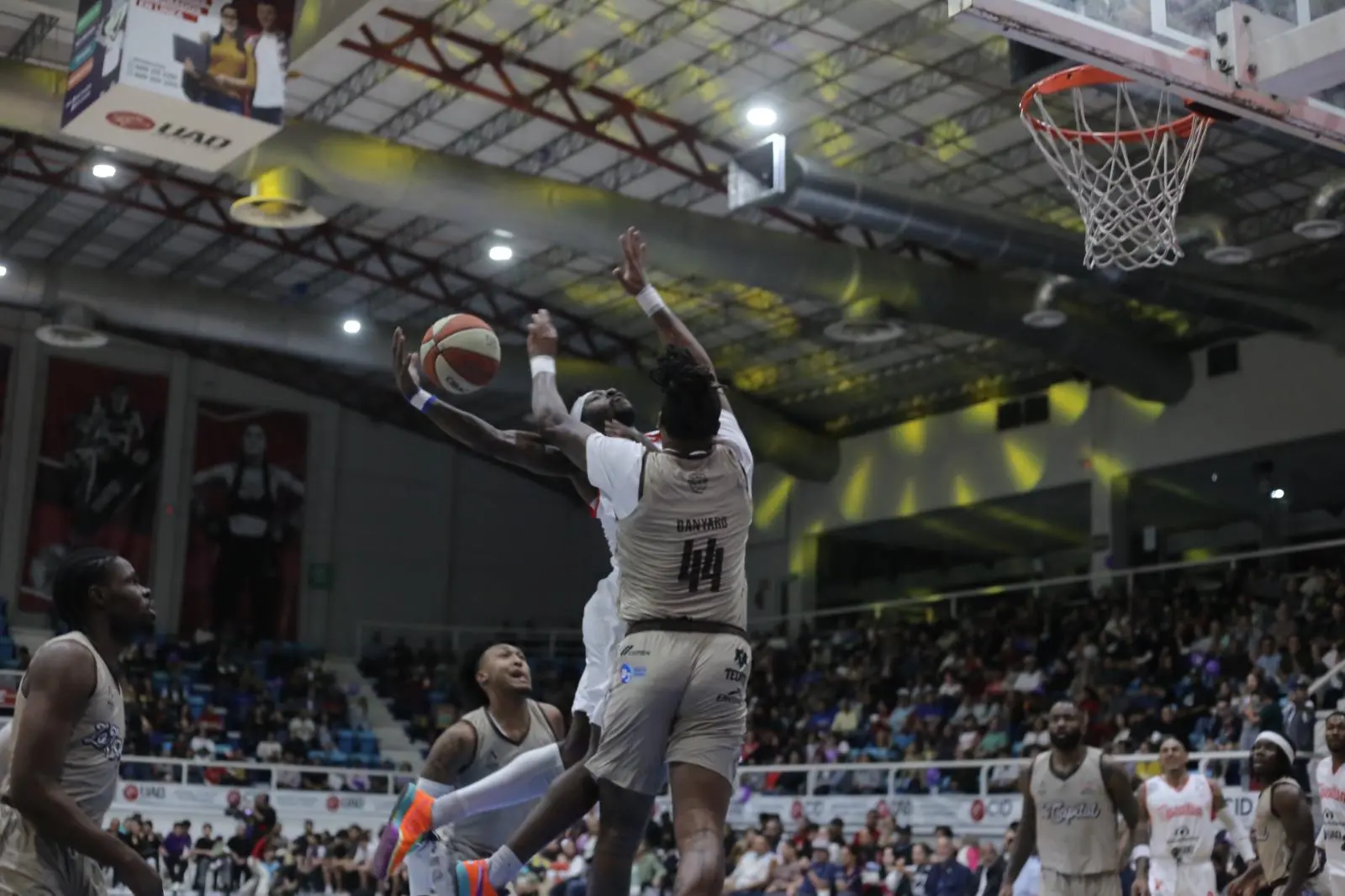 $!Venados Basketball debuta ante su afición con una emocionante victoria sobre Ángeles de la CDMX