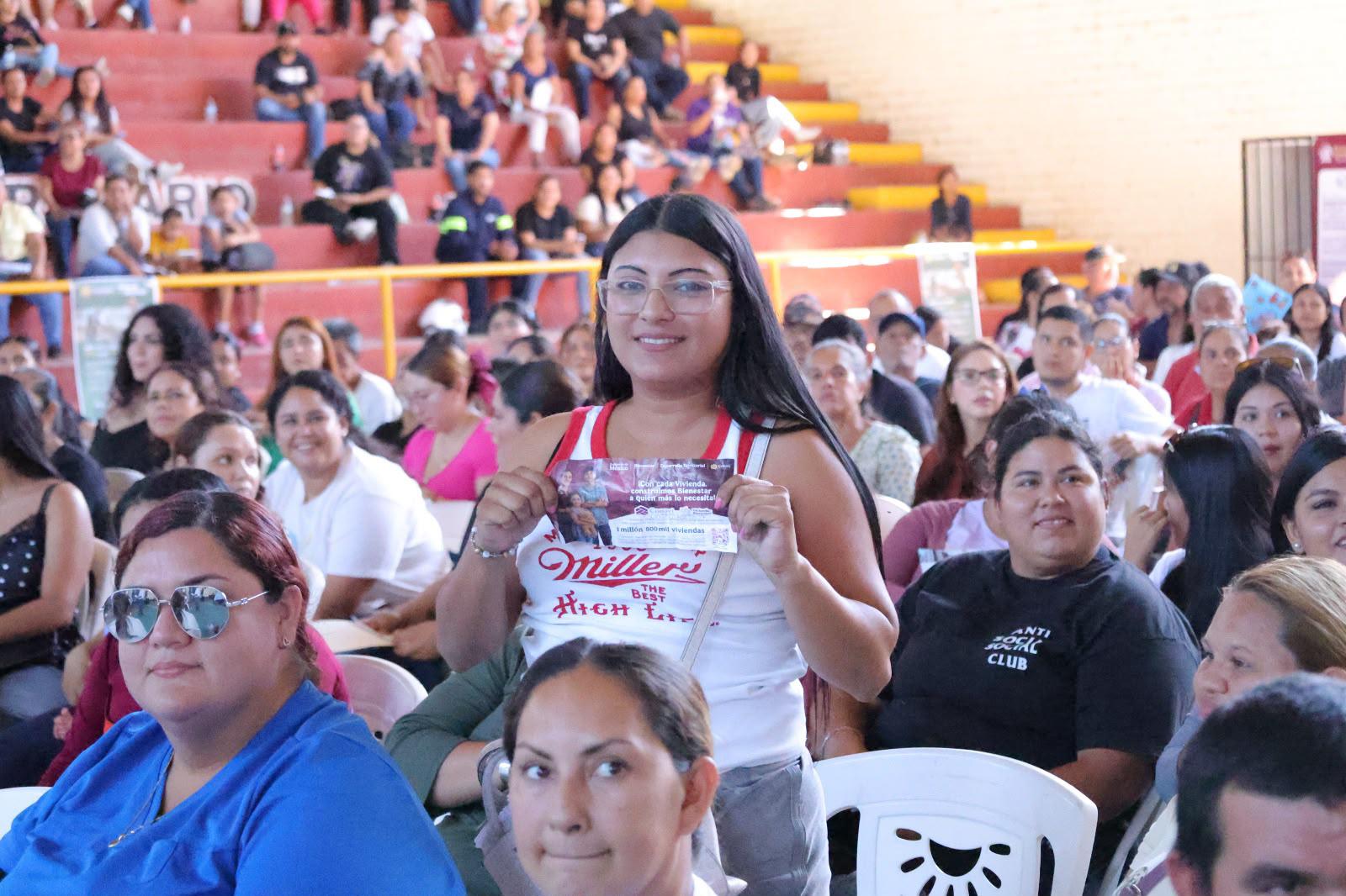 $!Realizan sorteo del programa Vivienda para el Bienestar en el municipio de Rosario