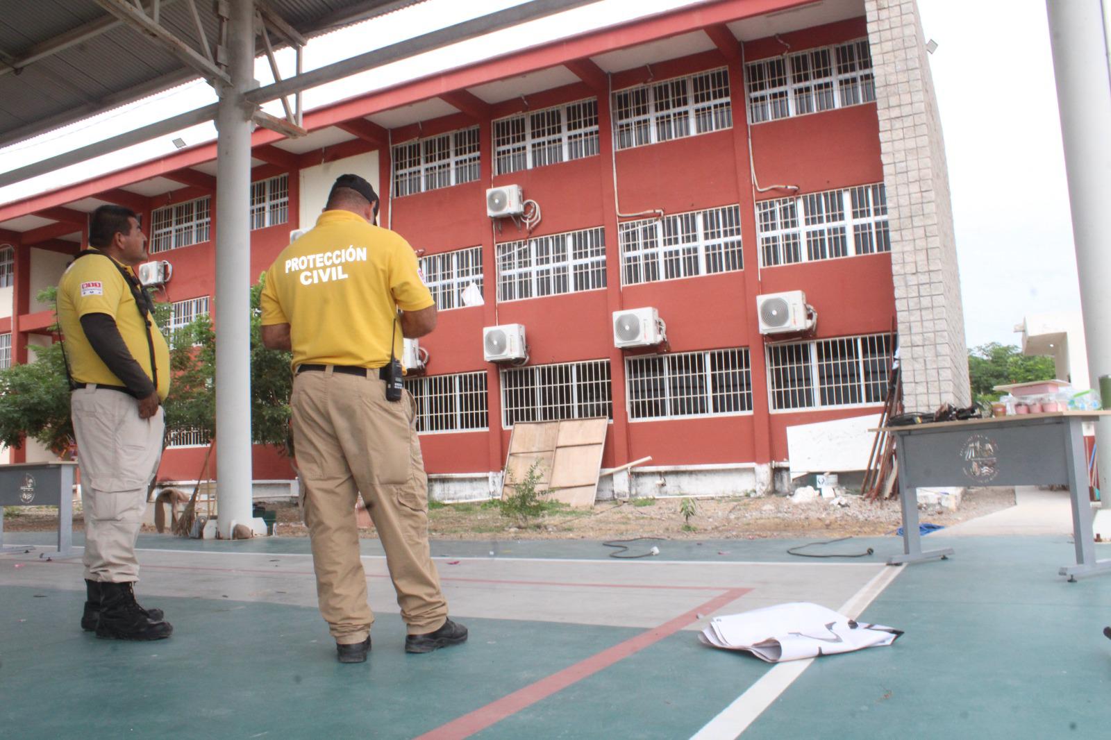 $!De nuevo se registra ataque de abejas en la UAdeO en Rosario