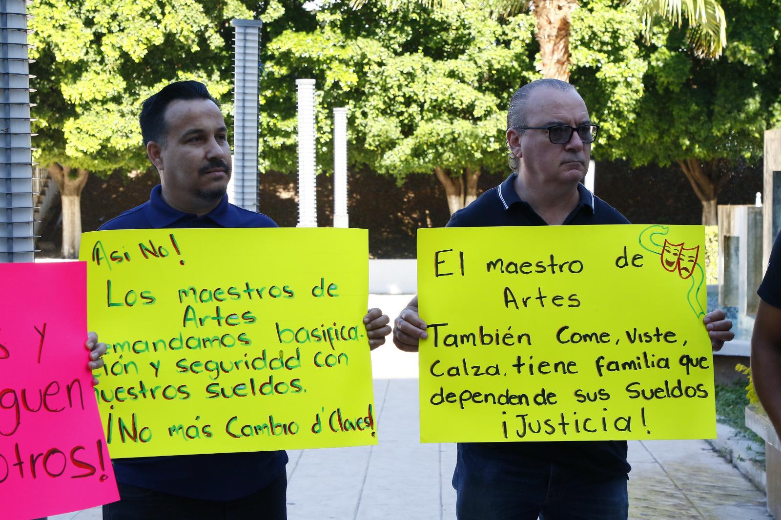 $!Acusan maestros de preescolar que tienen meses sin pago de su sueldo, en Culiacán