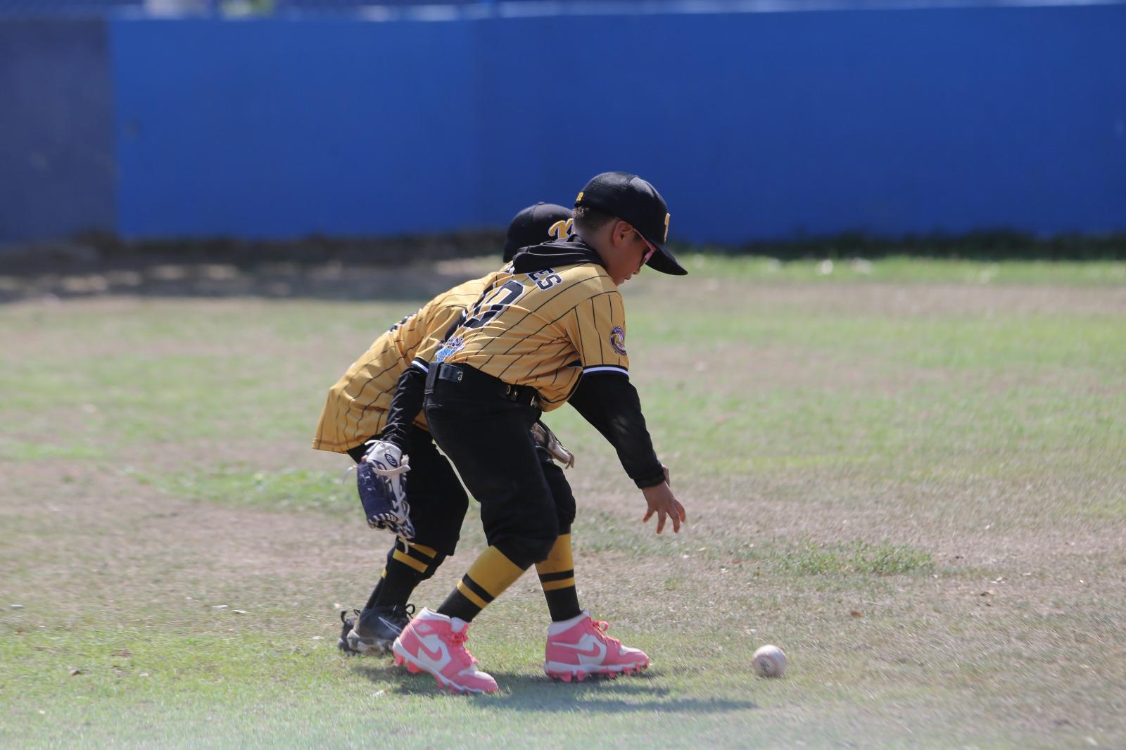 $!Liga Quintero Castañeda marca territorio en Nacional de Ligas Escuelita