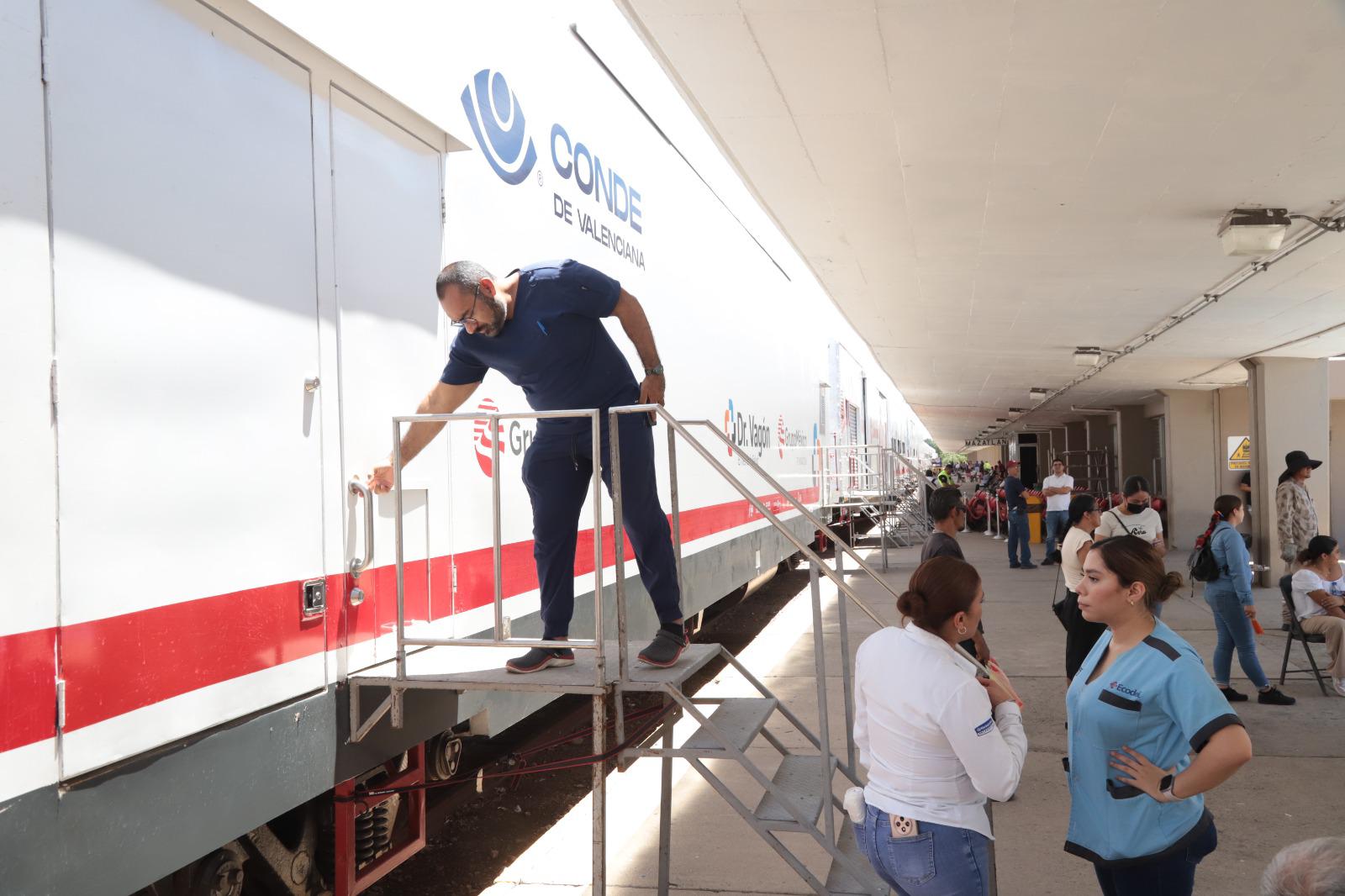 $!Ante una baja afluencia, invitan a aprovechar los servicios médicos gratuitos del Dr. Vagón en Mazatlán