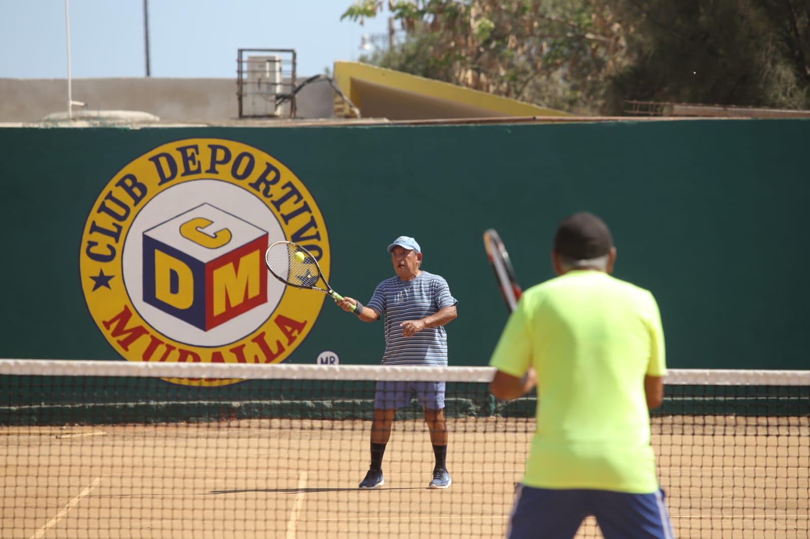 $!Aguirre y Zepeda arrancan triunfales en Torneo de Tenis Relámpago del Día del Padre
